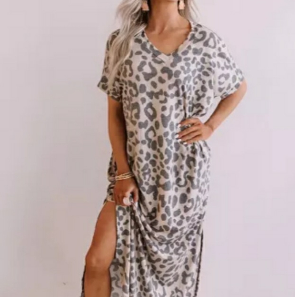 LEOPARD MAXI DRESS - Picture 2 of 2